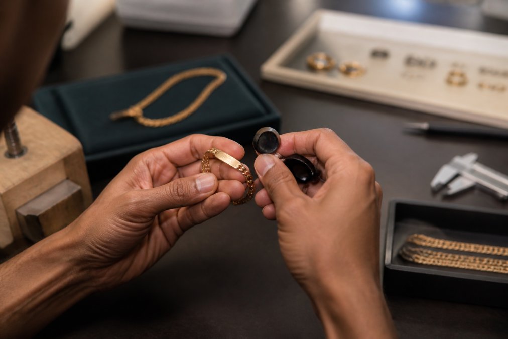 How to Tell If Personalized Jewelry Is High Quality